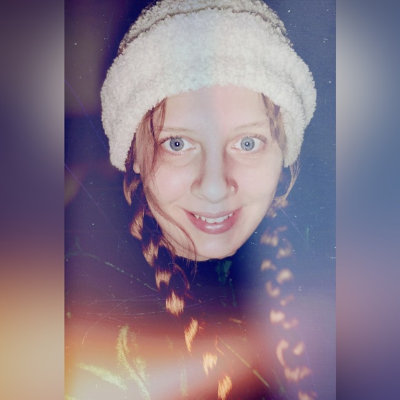makalee_daly